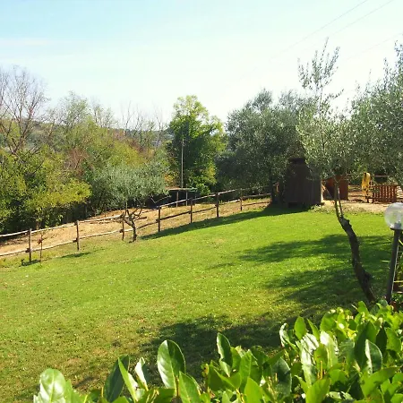 Nell'antica Torre Di Fronte A Appartamento