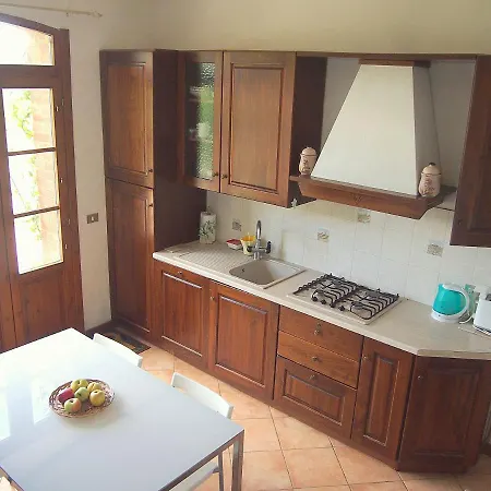 Nell'antica Torre Di Fronte A Appartement *