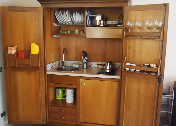 Nell'antica Torre Di Fronte A 아파트 시에나